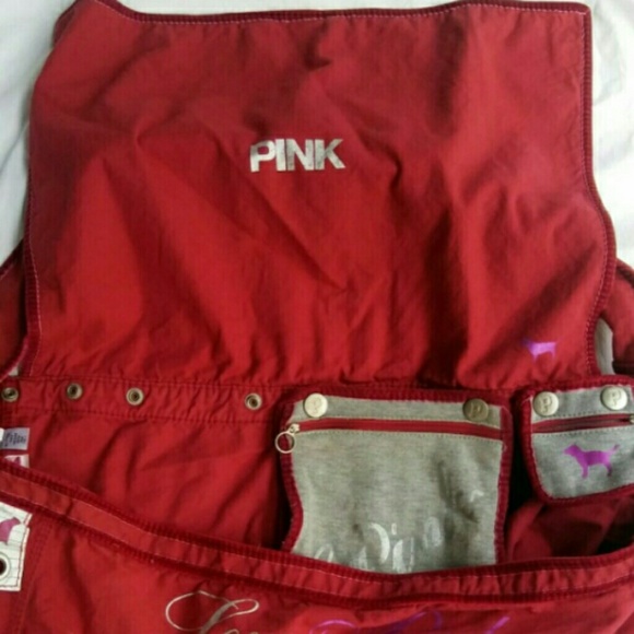 SOLD-VS Pink Overnight Bag XL Bag - Picture 3 of 5