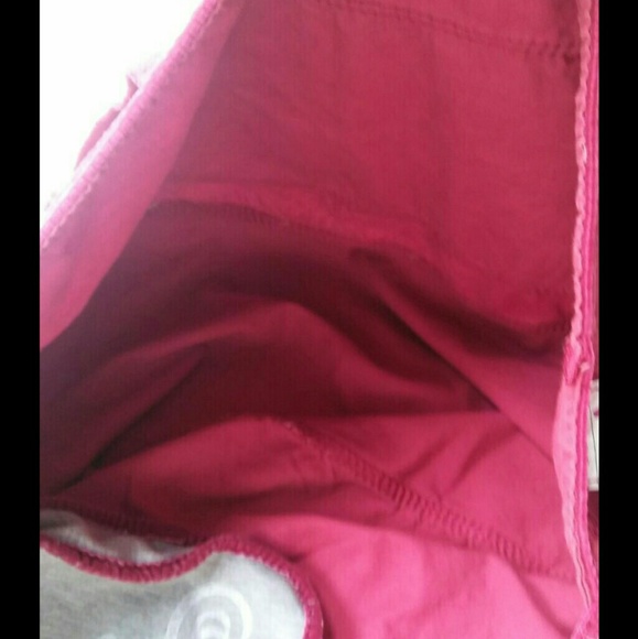 SOLD-VS Pink Overnight Bag XL Bag - Picture 5 of 5