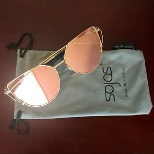 Gold/Rose Gold Sojos Sunglasses • NWOT 😎