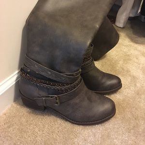 Not rated Boots Size 8