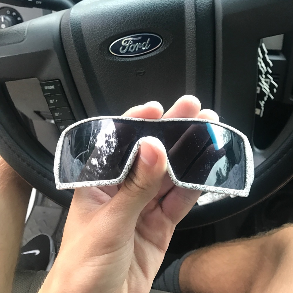 Oakley Oil Rig sunglasses