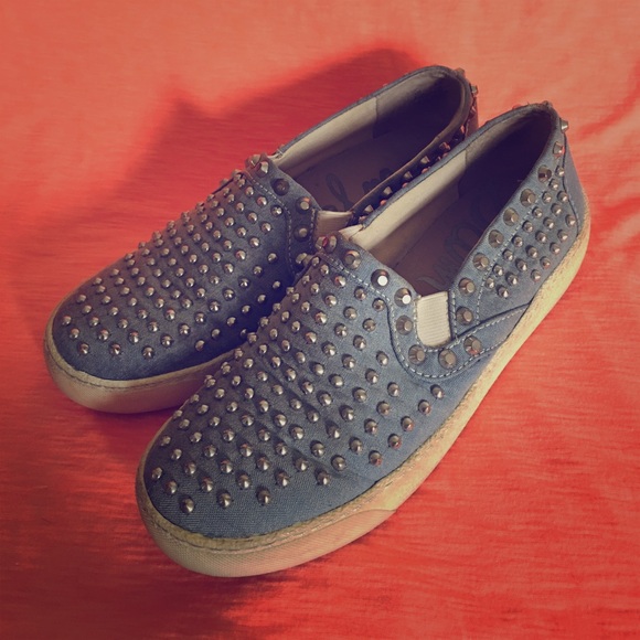 Sam Edelman Shoes - 🆘5 for $12🆘Sam Edelman Studded Sneakers