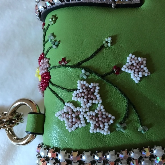Extremely Rare Valentino Garavani Beaded bag - Picture 8 of 8