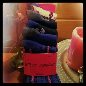 Betsey Johnson 5 pair socks