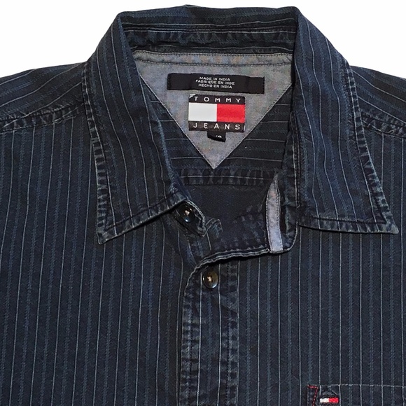 Vintage Tommy Hilfiger Button Up - Large - Picture 3 of 4