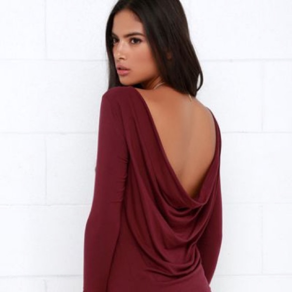 ✨ LULU'S LOW BACK BURGUNDY LONG SLEEVE DRESS