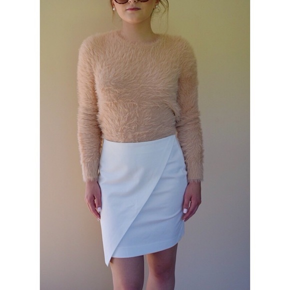 🌸BANANA REPUBLIC Asymmetrical Mini Skirt | Size 2 - Picture 1 of 6