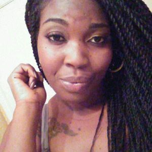 Meet your Posher, Kendra