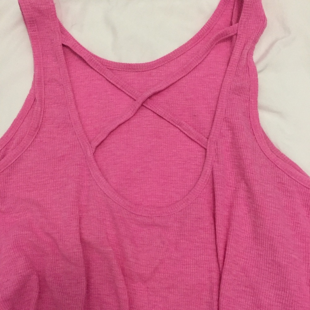 Ribbed crossback pink tank top