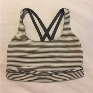 Lululemon Energy Bra sz 6 Creme & Charcoal stripe