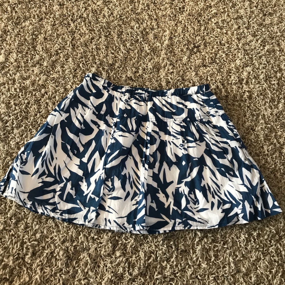 Aeropostale blue and white skirt