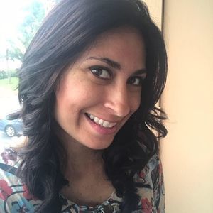 Meet your Posher, Nadia