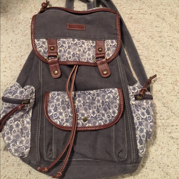 American Eagle Outfitters Handbags - Back pack