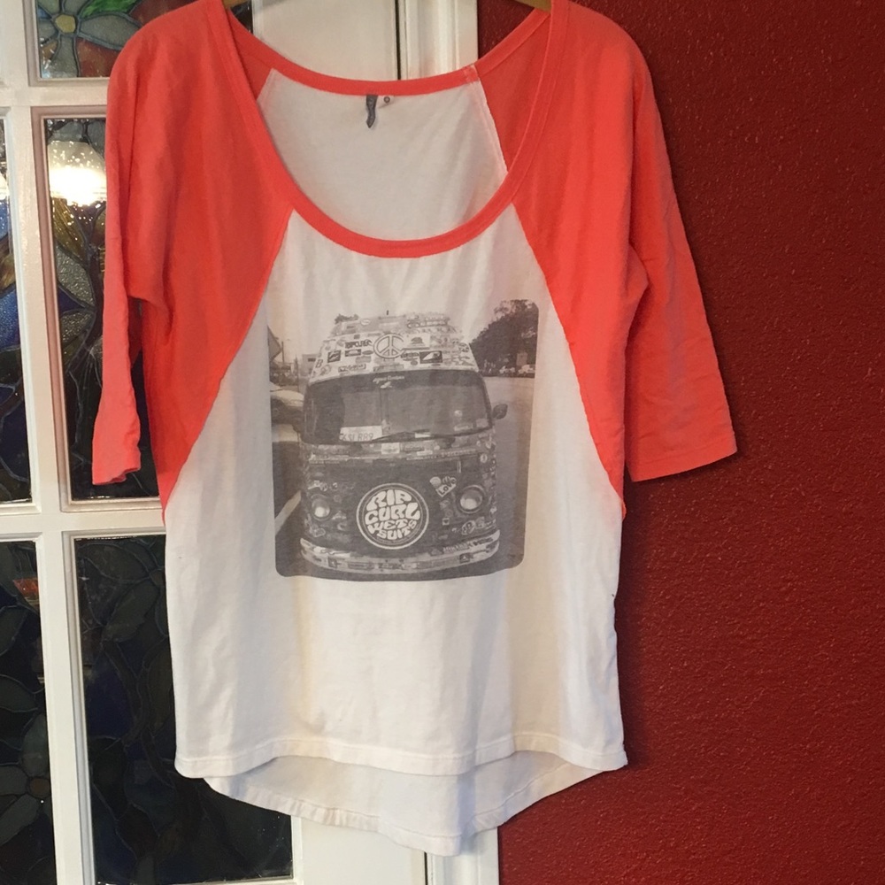 Ripcurl graphic tee