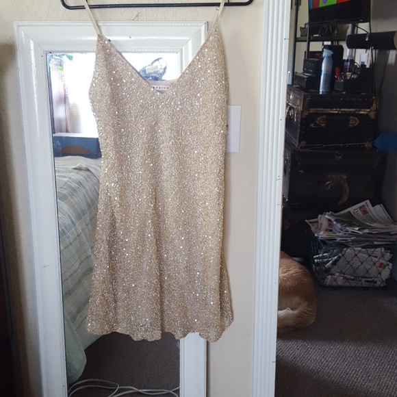 Alice + Olivia Dresses & Skirts - Alice and Olivia Sequin Dress