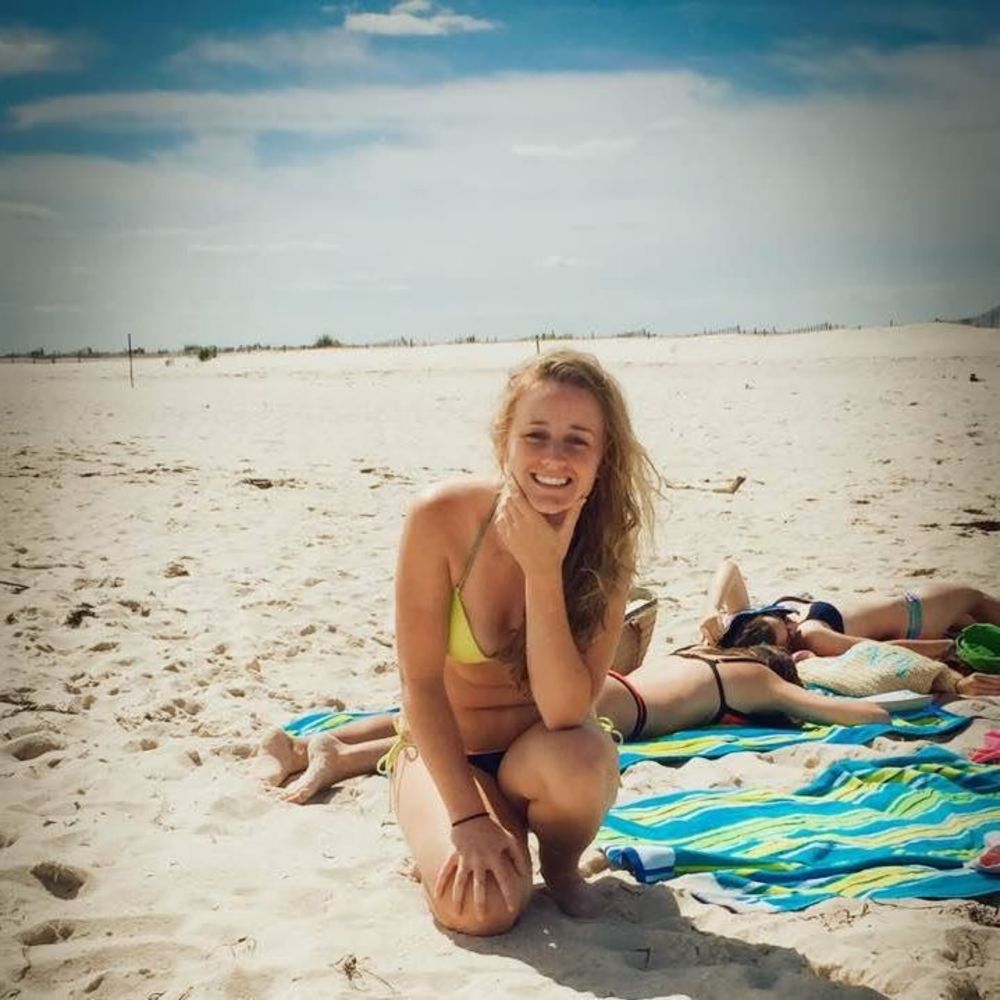 Meet your Posher, Brenna