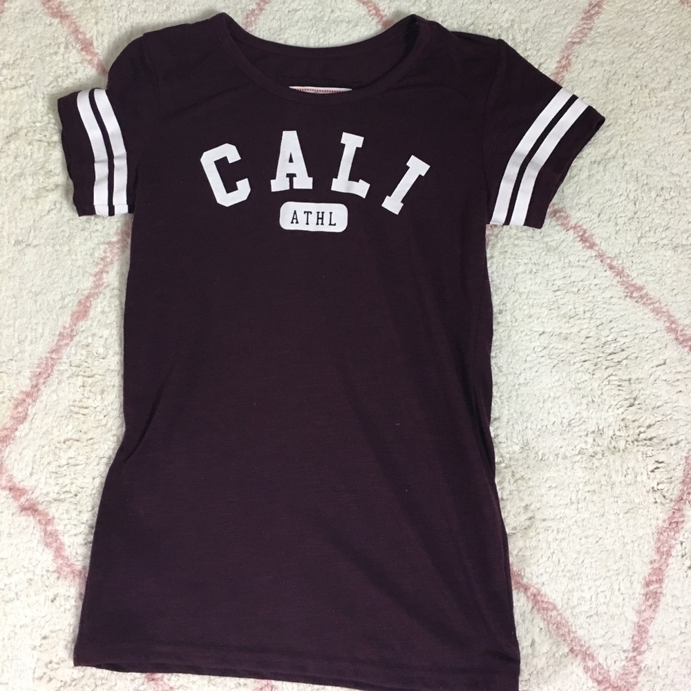 Cali Graphic Tee