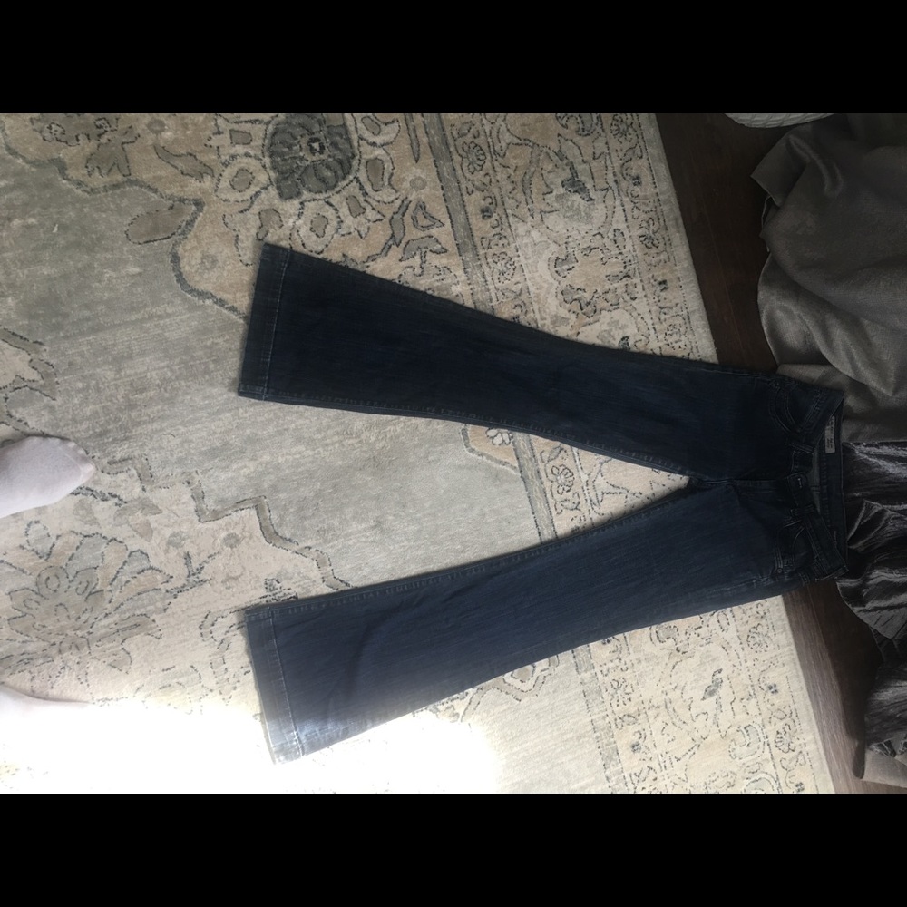 COH high rise, wide leg. Sexy jeans