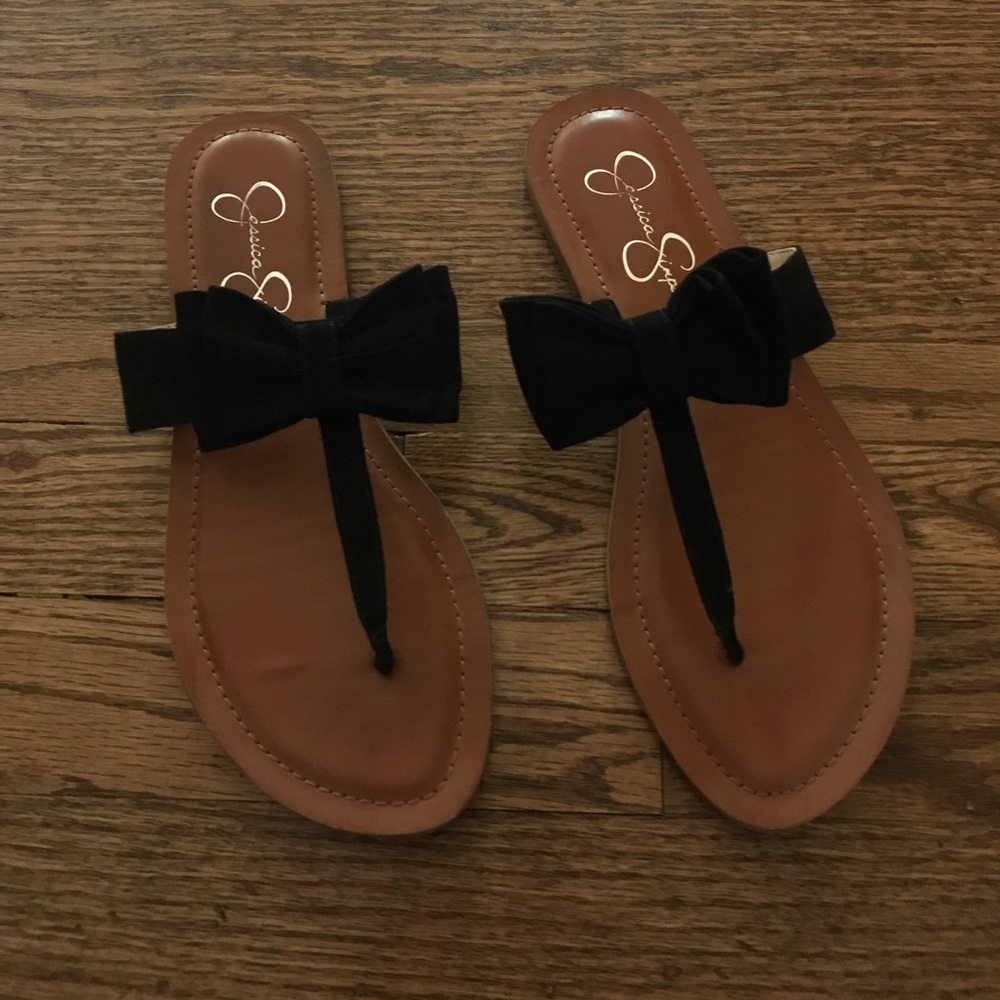 Sandals with a bow