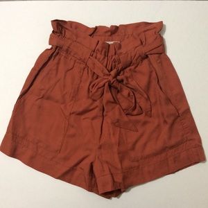 H&M high waisted lyocell shorts