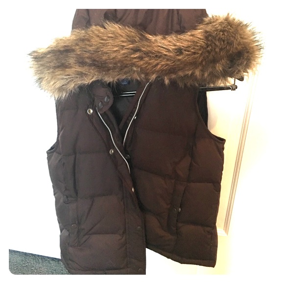 Vest with Detachable Faux Fur Hood - Picture 1 of 4