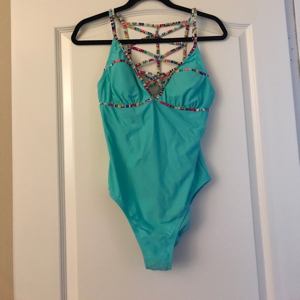 Swim suit