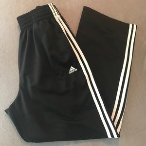 Black Adidas men's sweatpants