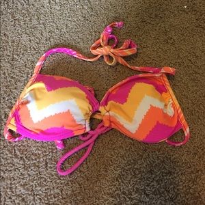 Reversible bikini top