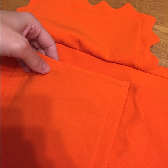 🎉LAST CALL🎉 Victoria Beckham skirt scallop edges - Picture 4 of 6