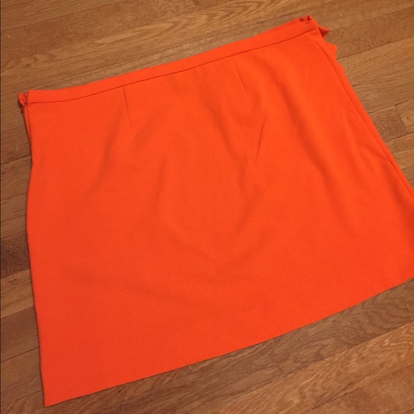 🎉LAST CALL🎉 Victoria Beckham skirt scallop edges - Picture 6 of 6