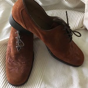 COLDWATER CREEK SUEDE SHOES