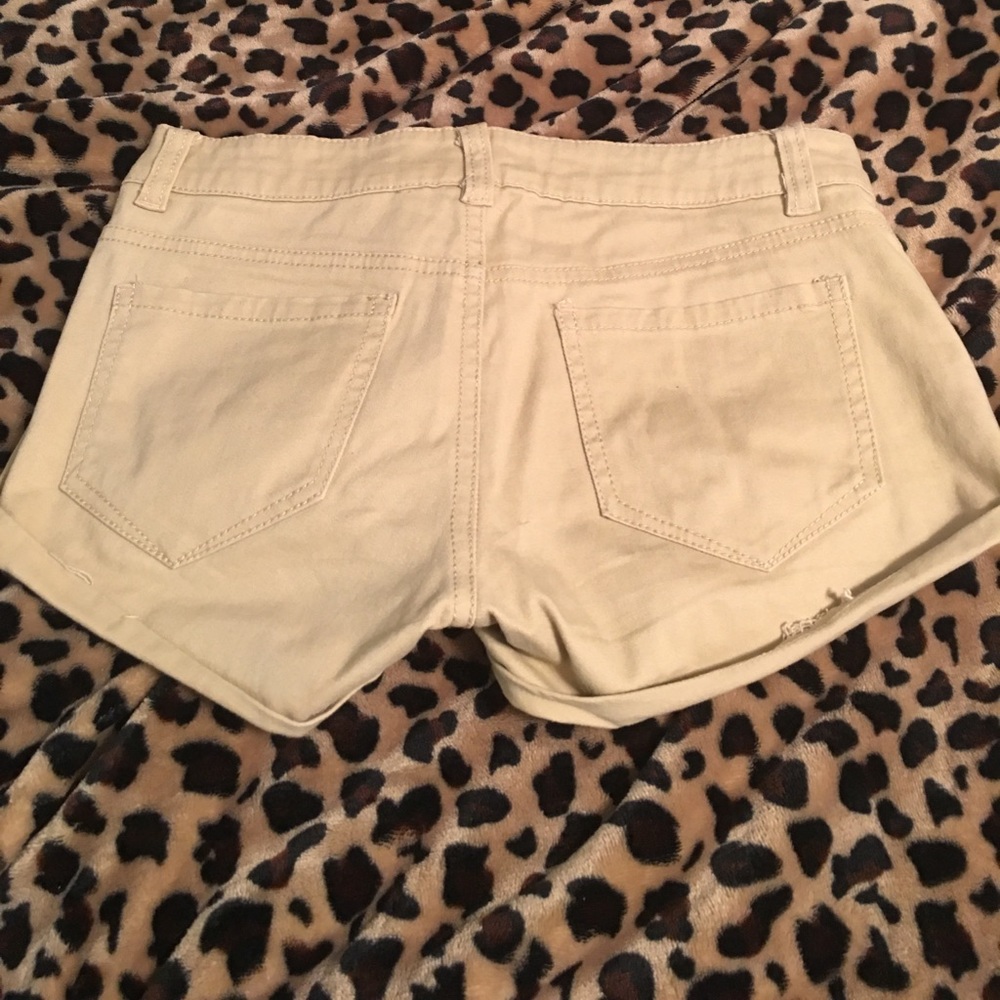 Short shorts