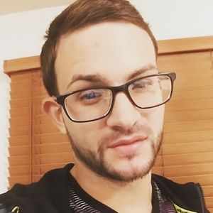 Meet your Posher, Félix