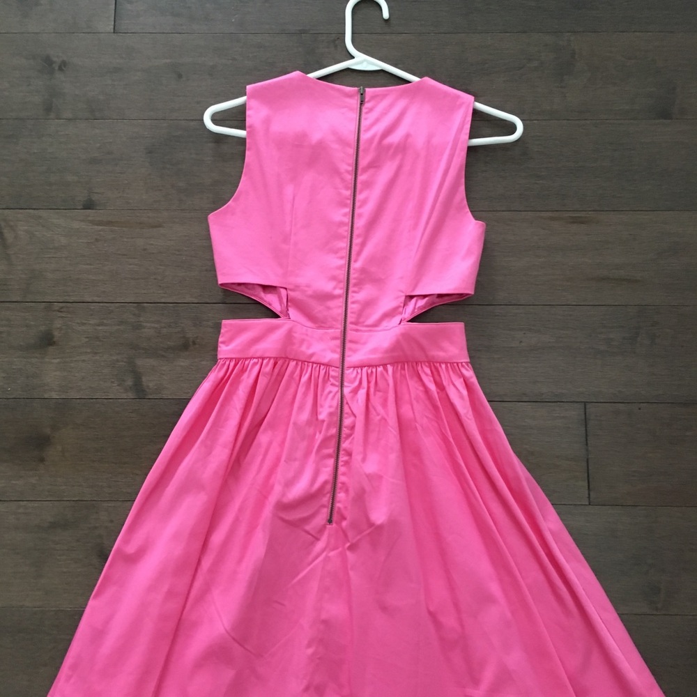 Pink cocktail dress - Picture 2 of 3