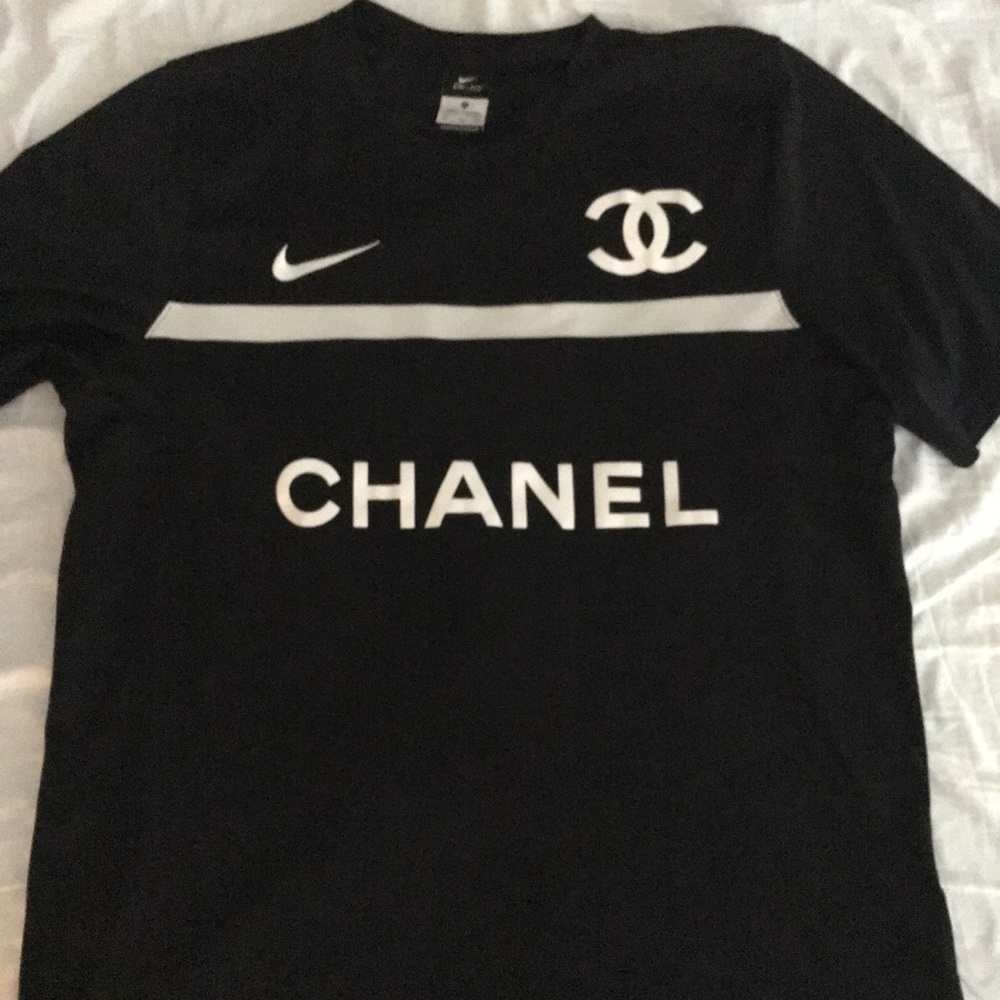 NIKE CHANEL Tシャツ ブラック Lサイズ Nike | Shirts | Nike X Chanel Jersey Collab | Poshmark
