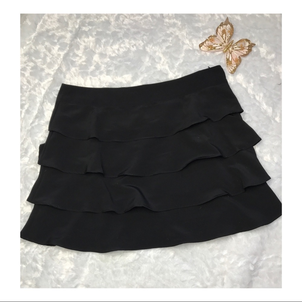 5/48 Black Skirt (M)