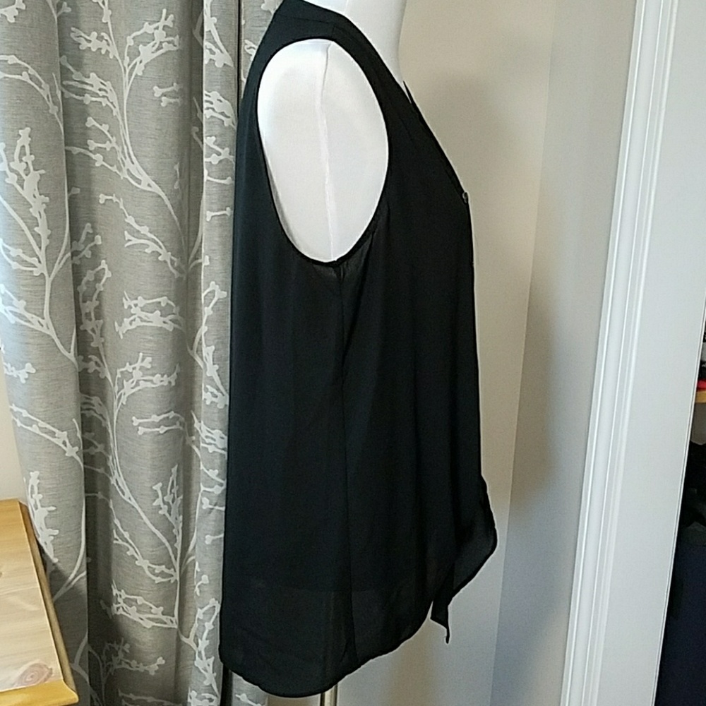 Maurices Hi-Li Tie-Front Button-Up Blouse - Picture 2 of 6