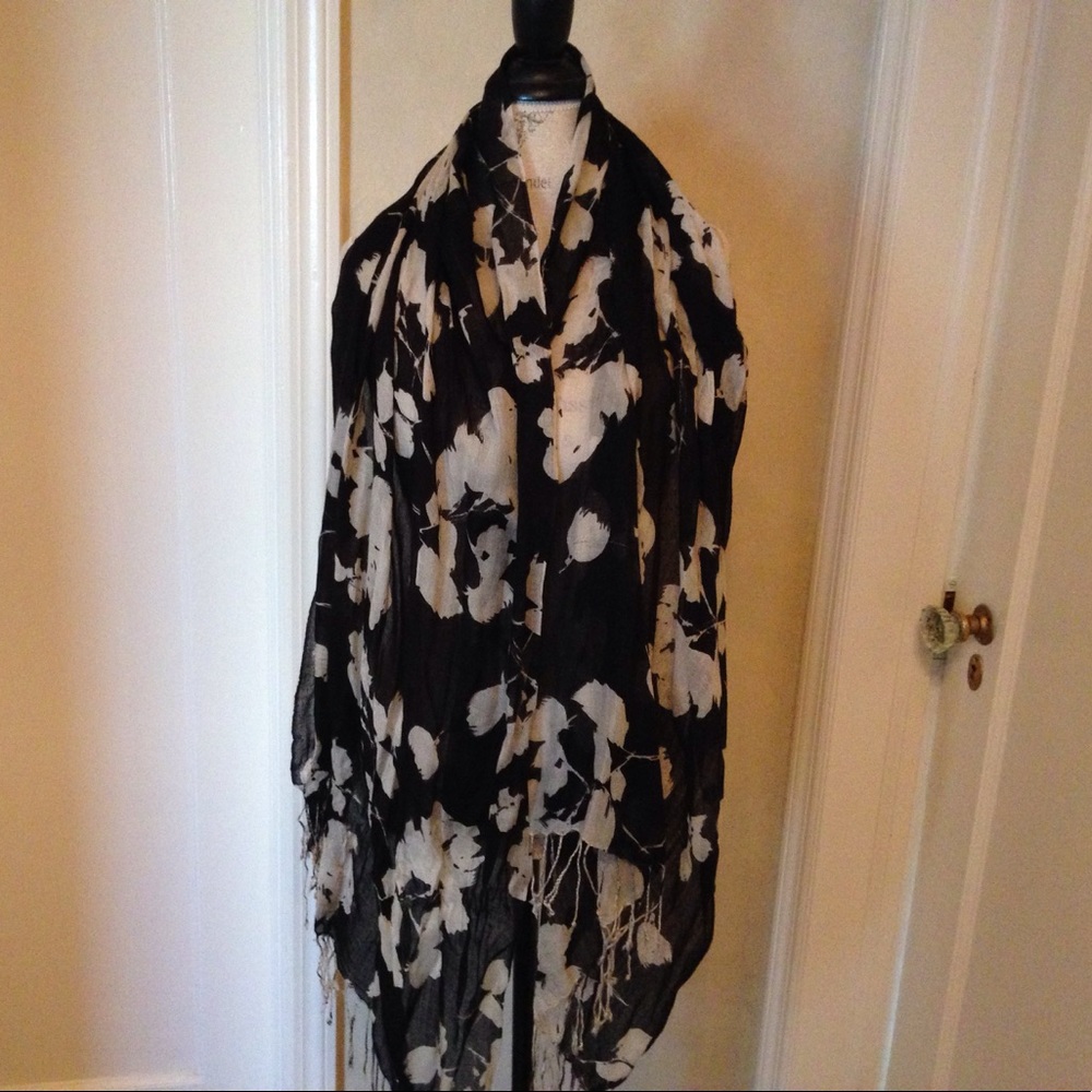 Flower print scarf