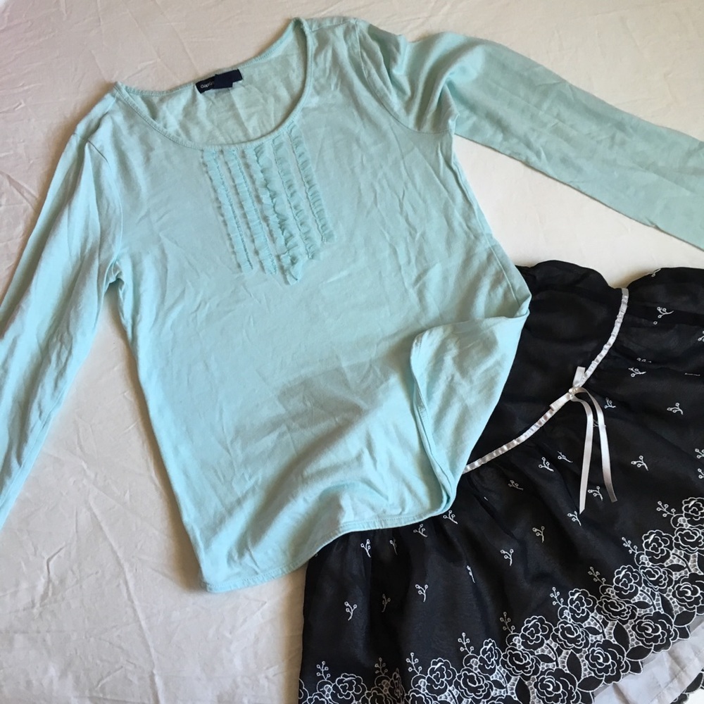 Ruffled Breezy Blue long sleeve 🌸✨🍒 fun and cute