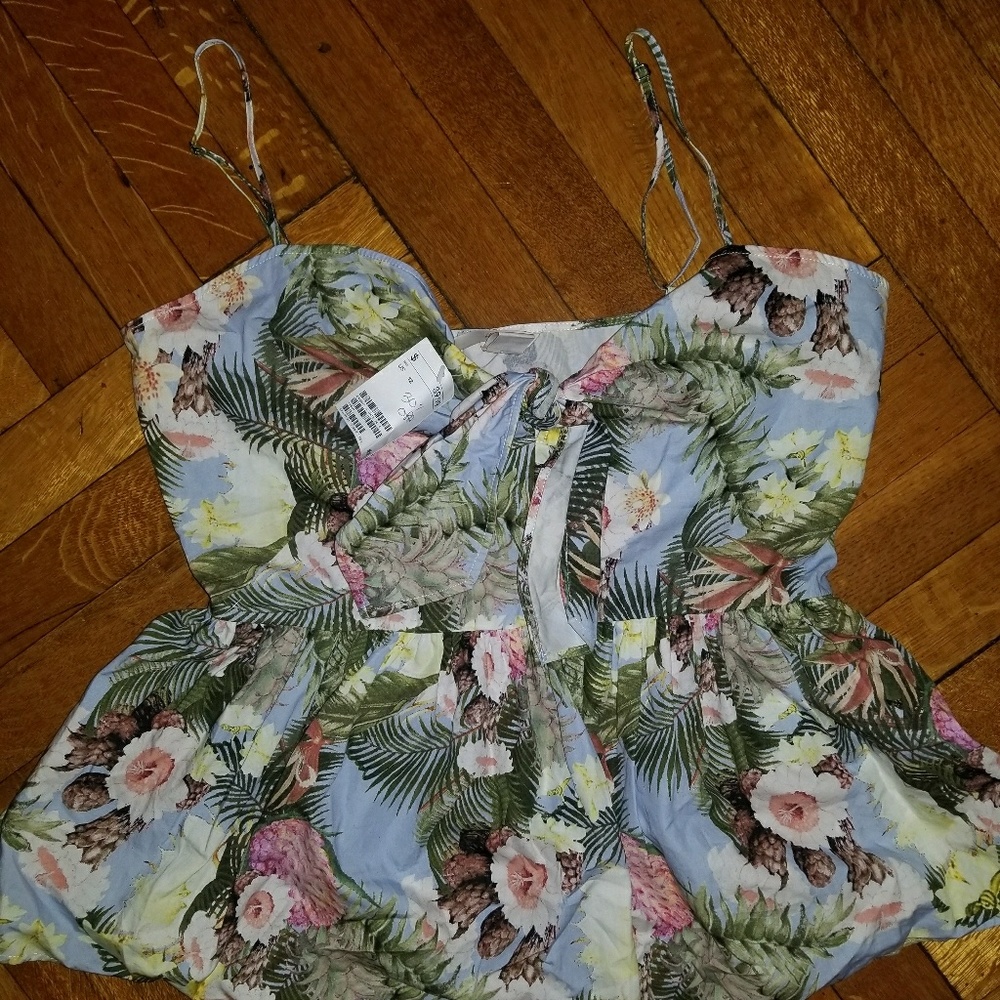 H&M Floral top