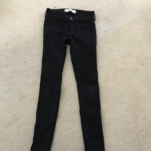 Hollister Super Skinny Jeans