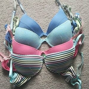 L.e.i bras size 34A
