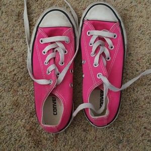 Girls Converse