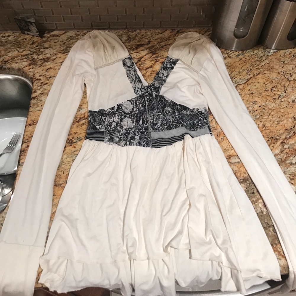 Long sleeve flowy shirt