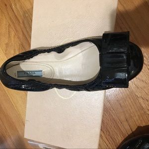 Prada Bow Flats. Size 36