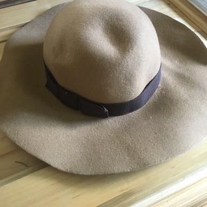Filippo Catarzi 100% Wool Hat NEVER WORN