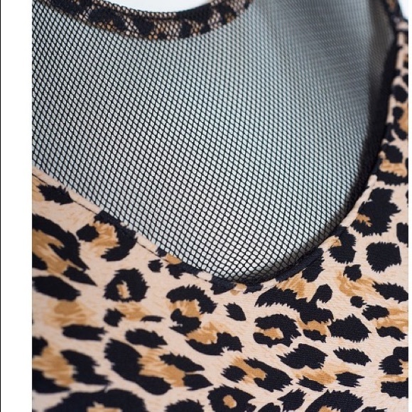 One piece swimsuit/bodysuit - Picture 3 of 5