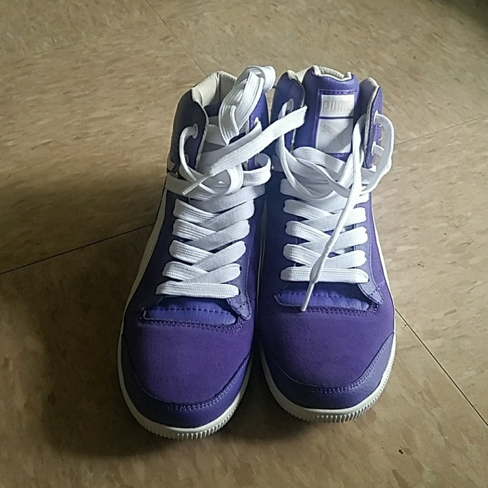 Puma sneakers