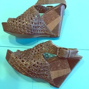 Sam Edelman platform sandal