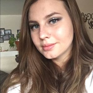 Meet your Posher, Kara